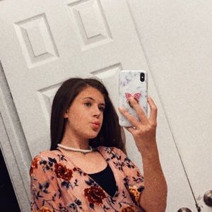 Meet your Posher, Cailin